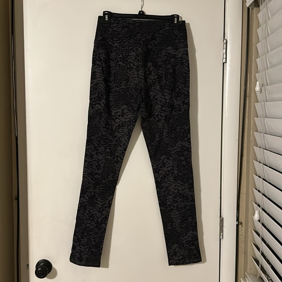 Jeggings- brand new never worn. Size 8. - Picture 2 of 5